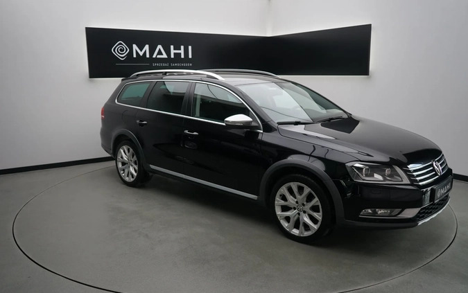 Volkswagen Passat cena 47999 przebieg: 171480, rok produkcji 2012 z Serock małe 352